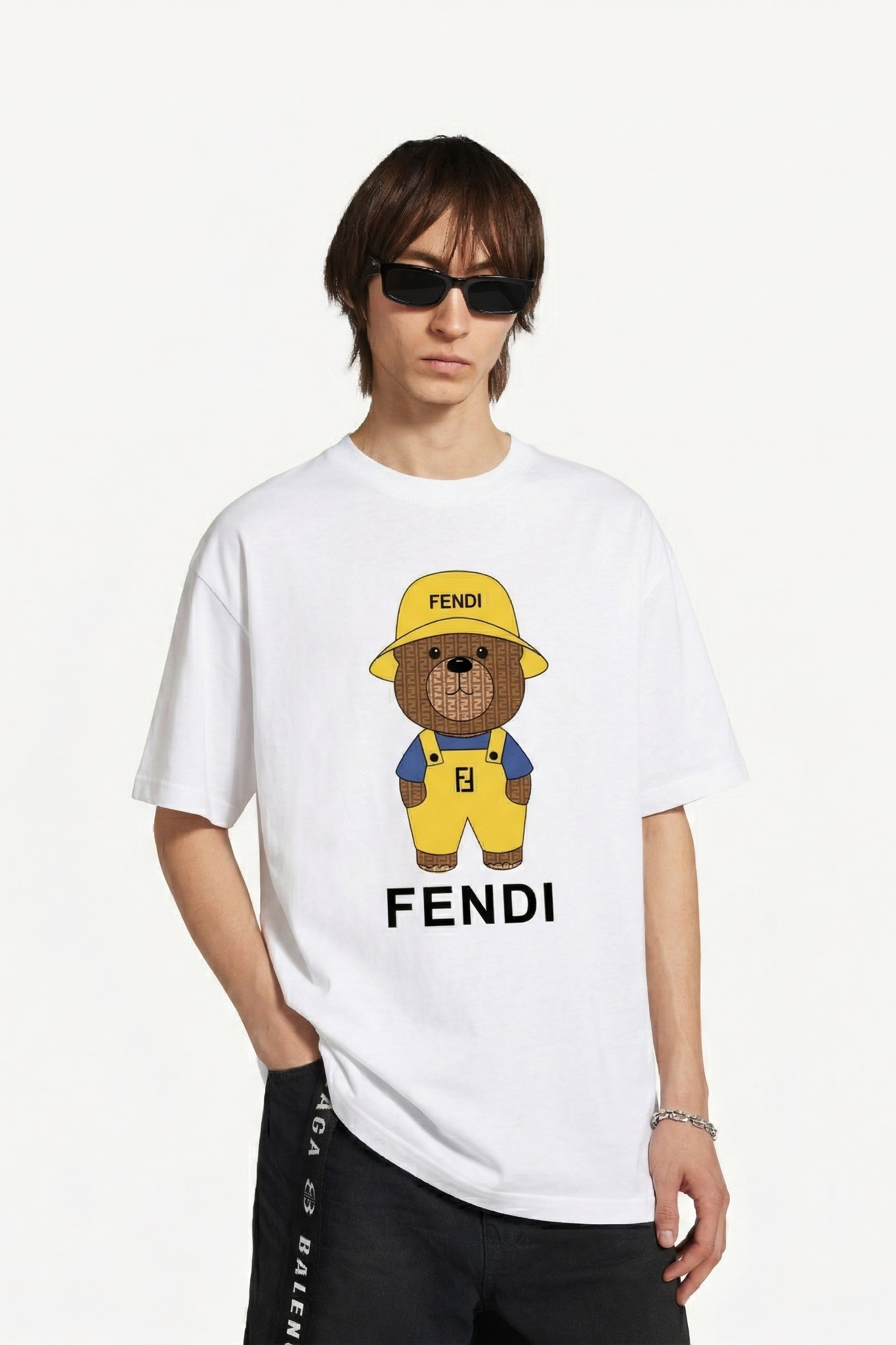 Fendi Global Logo White T-SHIRT