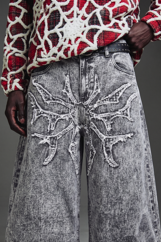 Nova Distressed Spider Gray JEAN