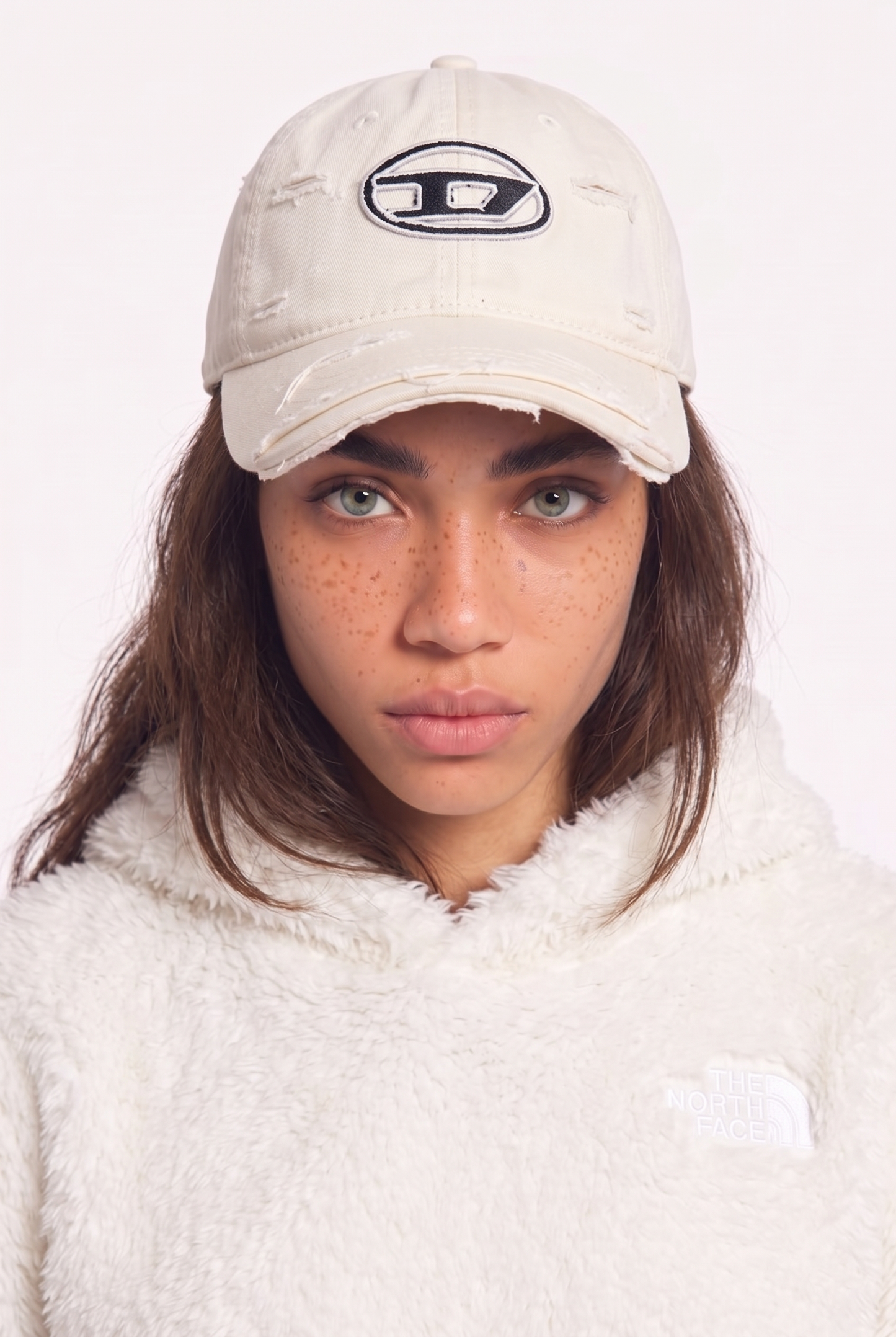 Diesel Oval D Distressed White CAP